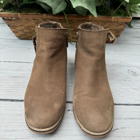 Blondo Dark Taupe Waterproof Liam Boots Comfortable Leather Chelsea Ankle Bootie - Picture 2 of 8